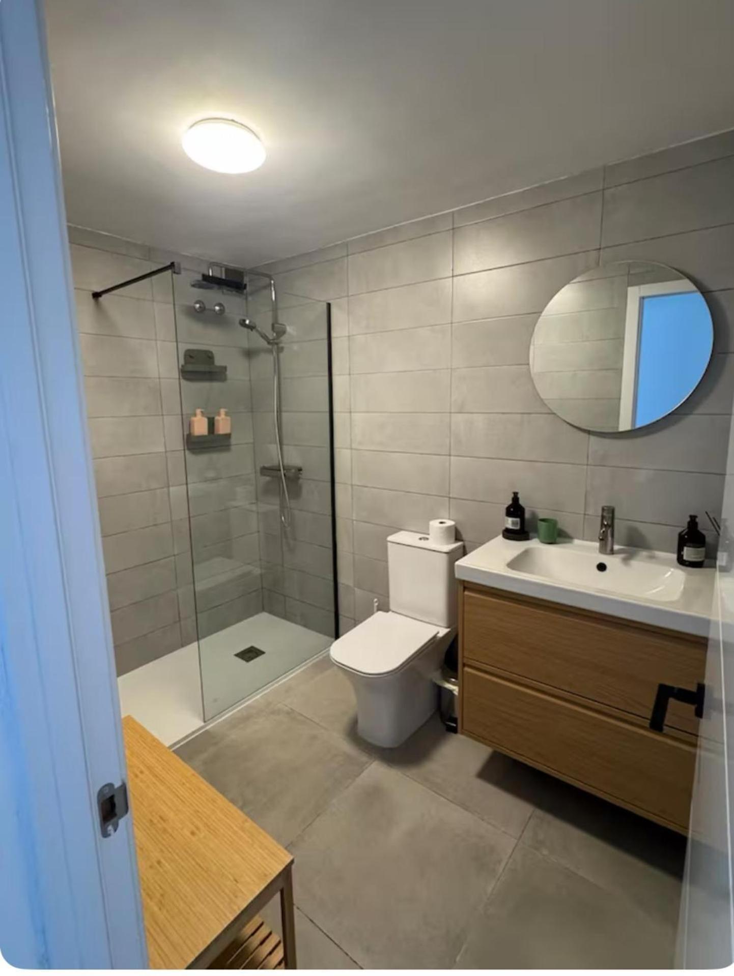Pet Ok - 10min To The - Pool - 7 Guests Holiday home *